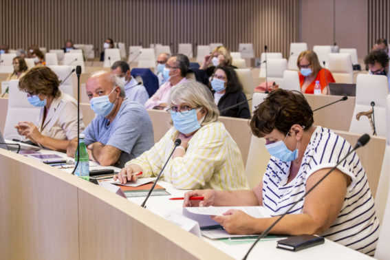 Les conseillers du Ceser lors de leur assemblée plénière